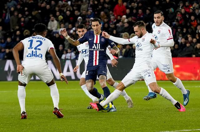 记者：拜仁和于帕进行深入谈判，他们预计球员最终会完成续约（记者称：拜仁与于帕谈判深入，预计将完成续约）