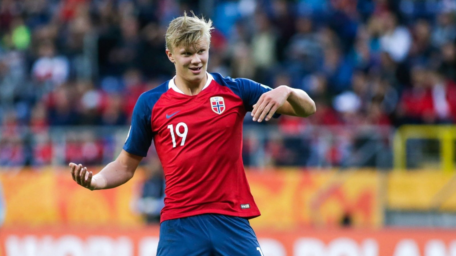 博尔哈：哈兰德是目前足坛最佳中锋；历史最佳中锋是德罗巴（博尔哈：现役头号中锋是哈兰德，历史最佳当属德罗巴）