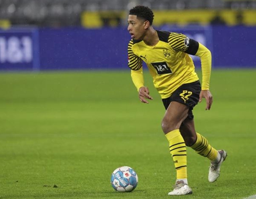 欧冠淘汰赛前瞻：拜仁客战巴黎,（欧冠淘汰赛前瞻：拜仁做客挑战巴黎）