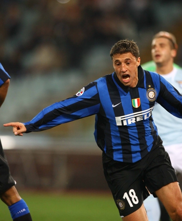 U22国足最新名单！王钰栋+蒯纪闻跳级，红牌后卫落选，冲击亚洲杯（国足U22大名单出炉：王钰栋、蒯纪闻越级入选，红牌后卫落选，剑指亚洲杯）