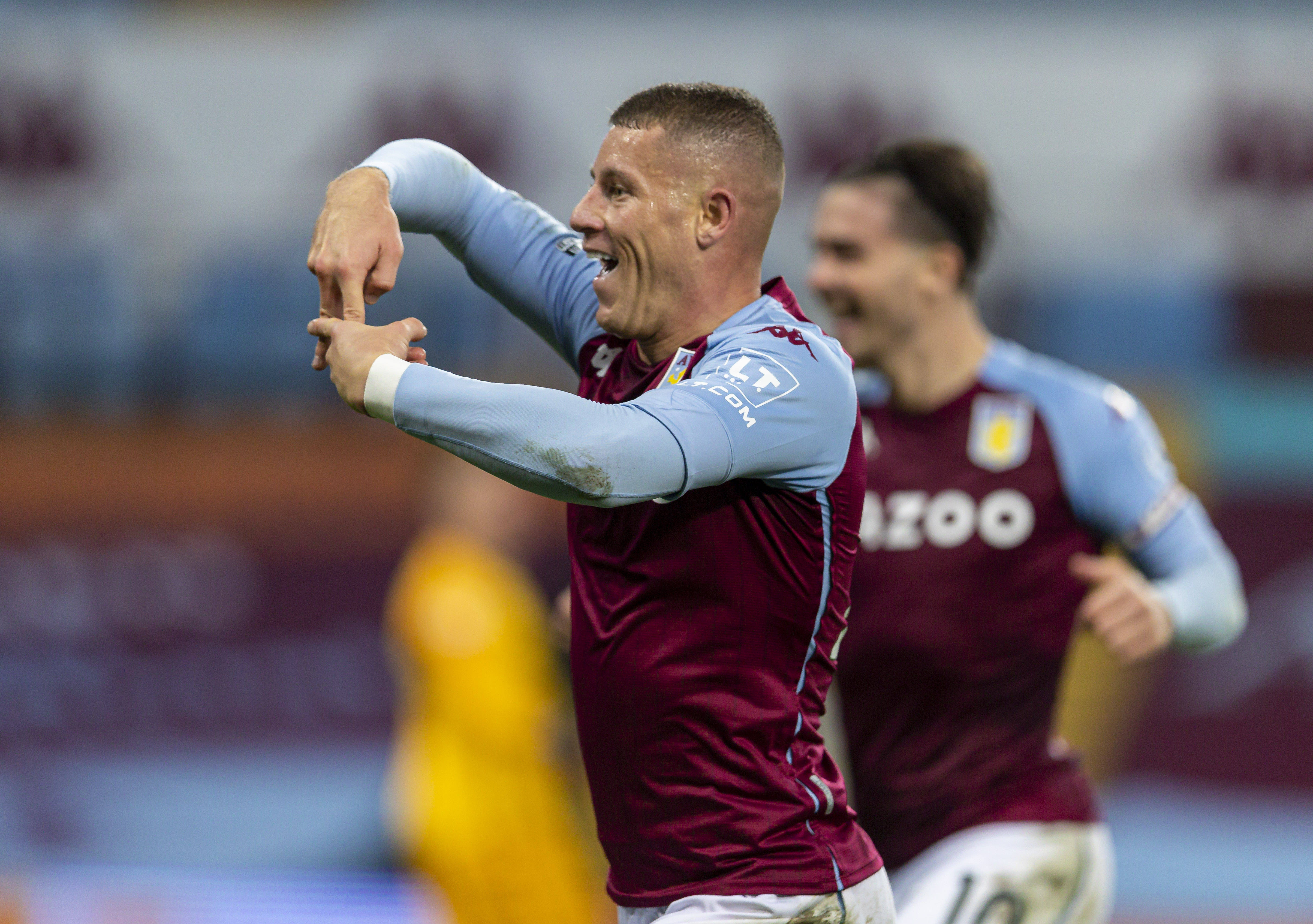 记者：曼联仍然对巴莱巴感兴趣，下次求购可能压低报价（记者：曼联对巴莱巴兴趣未减，下一轮报价可能下调）