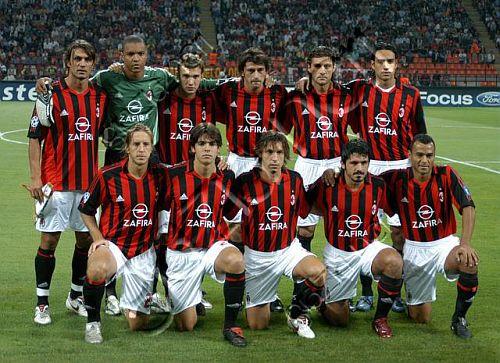 公开网站：因凡蒂诺基本年薪为300万美元，净资产达1400万（公开信息显示：因凡蒂诺基本年薪300万美元，净资产约1400万）