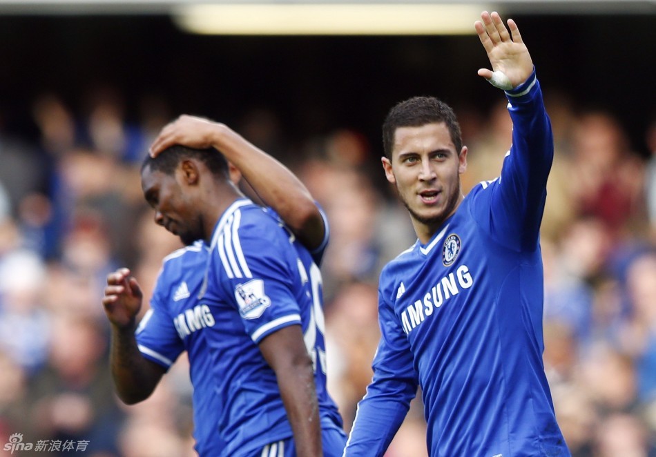 荷媒：阿贾克斯总监和滕哈格进行了长时间交谈，希望他二进宫（荷媒：阿贾克斯总监与滕哈格深度交流，期待其回归二度执教）